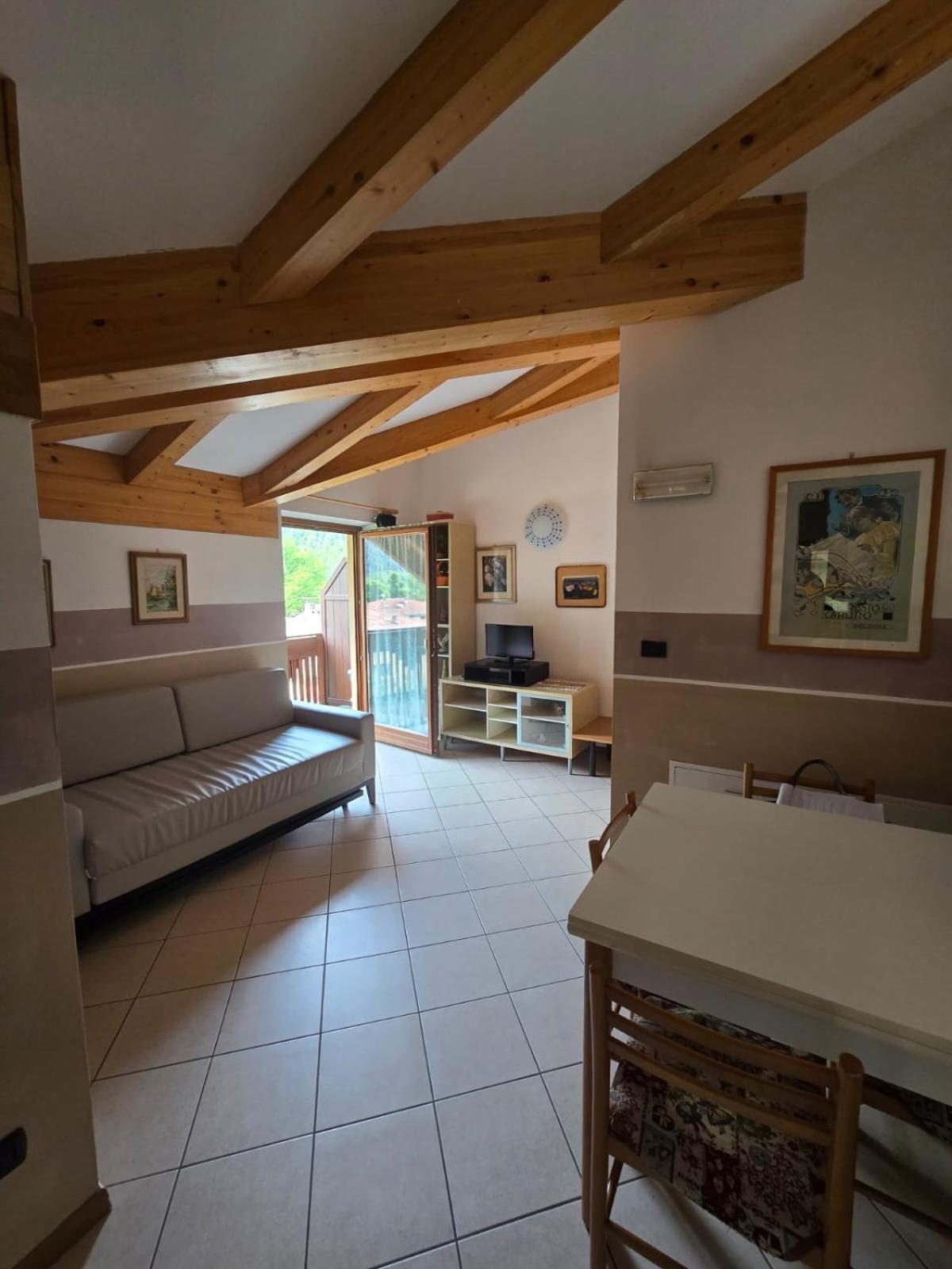 Casa Ornella Apartment LEDRO Luaran gambar