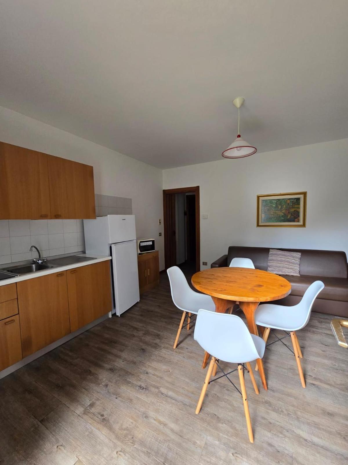 Casa Ornella Apartment LEDRO Luaran gambar